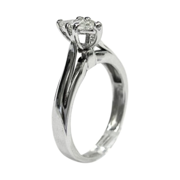 Ladies Engagement Ring - Image 2