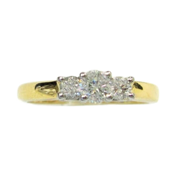 Ladies Diamond Ring - Image 2