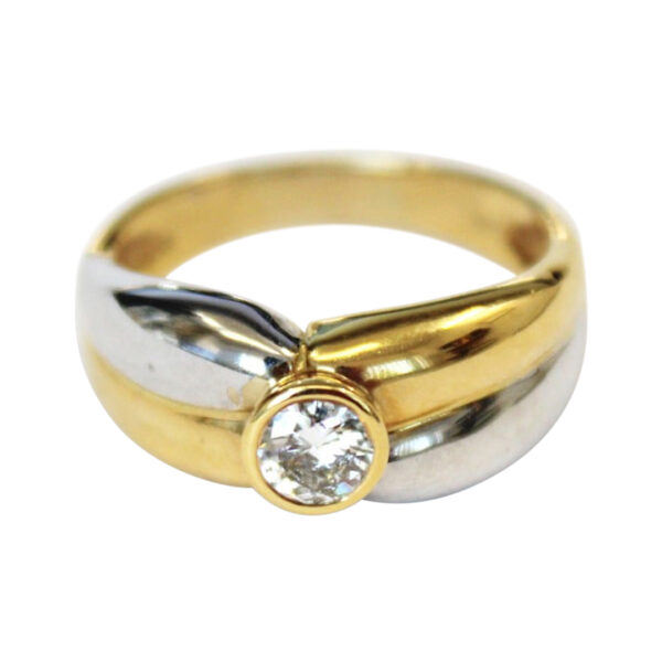 Ladies Diamond Ring