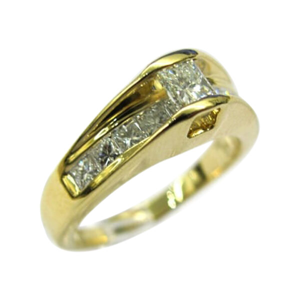 Ladies Engagement Ring - Image 2