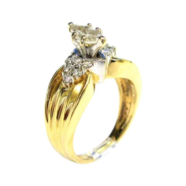 Ladies Diamond Ring - Image 2