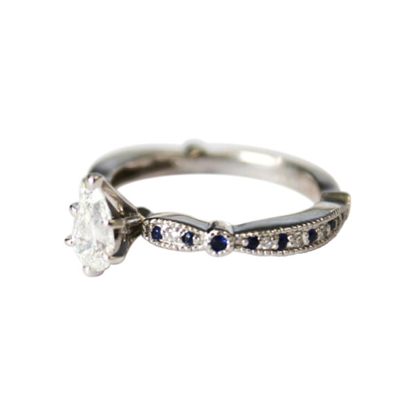 Ladies Engagement Ring - Image 3