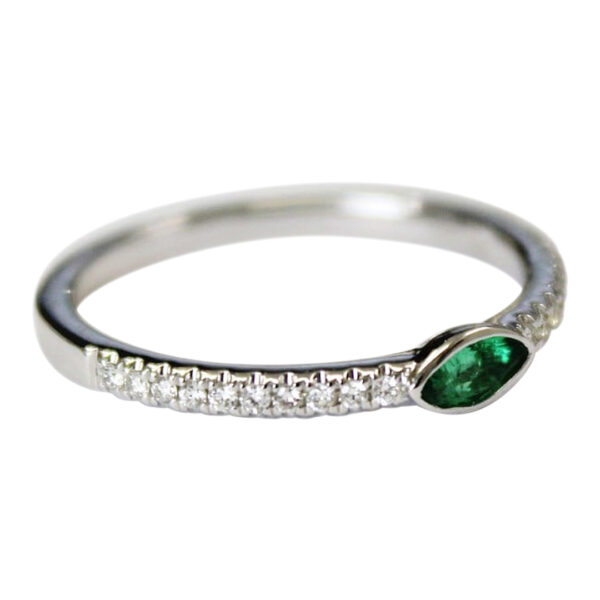 Ladies Diamond and Emerald stackable Ring - Image 2