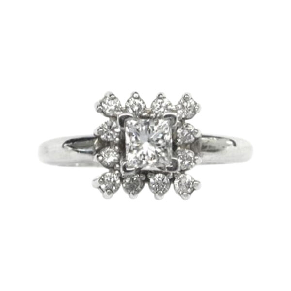 Ladies Engagement Ring