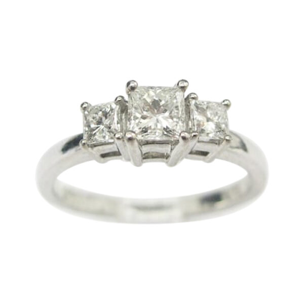 Ladies Engagement Ring