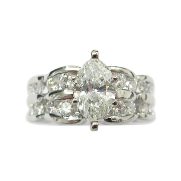 Ladies Engagement Ring