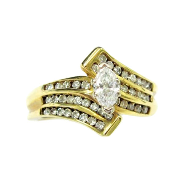 Ladies Engagement Ring